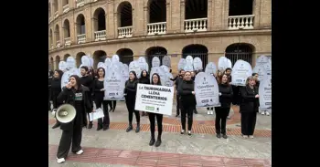 Una manifestación en València exige "la abolición de la tauromaquia": "Es una fiesta manchada de sangre"
