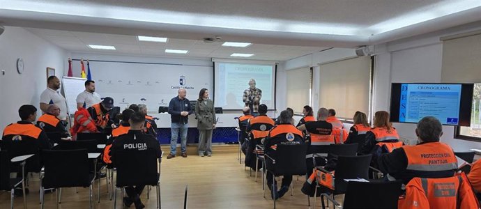 Un total de 34 voluntarios de Protección Civil y policías locales de C-LM se forman en atención sanitaria