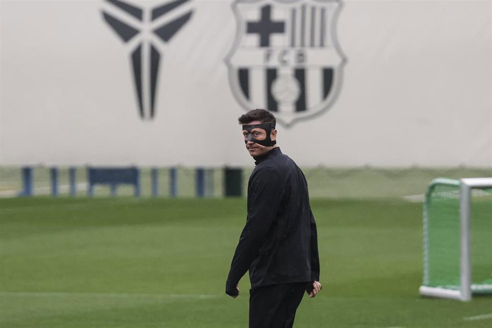 Robert Lewandowski durante un entrenamiento del FC Barcelona