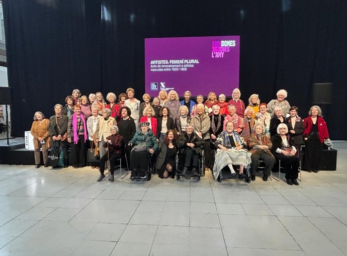 Las artistas reconocidas en el proyecto 'Artistes. Femení plural'.