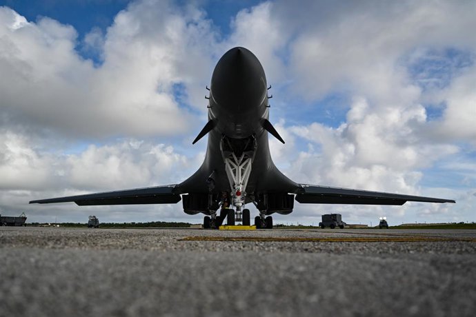 Archivo - Arquivo - 31 de maio de 2024, Yigo, Guam, Estados Unidos: Um bombardeiro estratégico supersônico furtivo B-1B Lancer da Força Aérea dos Estados Unidos, designado para o 37º Esquadrão Expedicionário de Bombardeiros, na rampa da Base Aérea de Ande