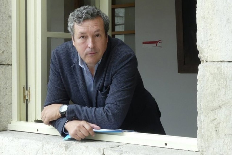 El PP lleva al Parlamento de Cantabria la situación "crítica" del verdel