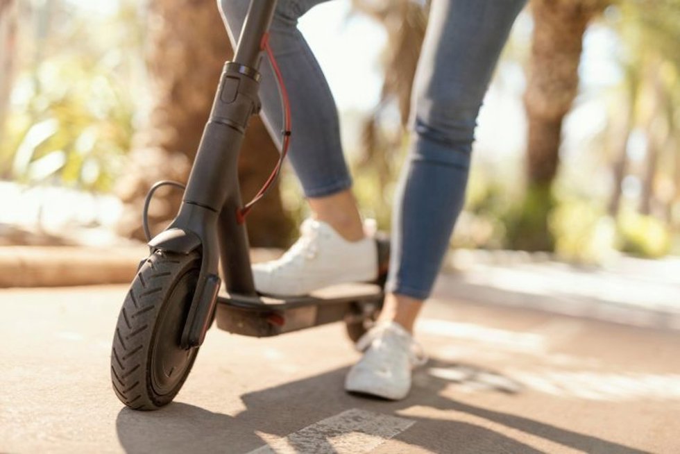 Archivo - Patinetes eléctrico