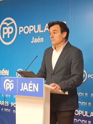 El portavoz del Grupo Popular del Ayuntamiento de Jaén, Agustín González.