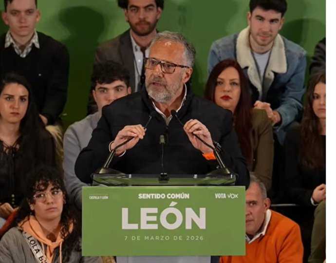 El candidato de Vox a la Presidencia de la Junta de Castilla y León, Carlos Pollán, en un mitin en León.