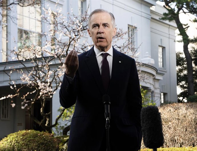 7 de março de 2026, Tóquio, Tóquio: O primeiro-ministro Mark Carney fala com repórteres na embaixada canadense em Tóquio, Japão, no sábado, 7 de março de 2026.