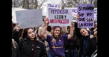8M, en directo: El “No a la guerra” protagoniza las manifestaciones en Madrid