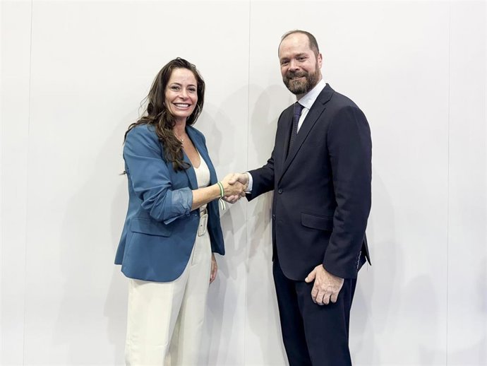 Encuentro entre el Ayuntamiento de Málaga y la Escuela de Organización Industrial (EOI)