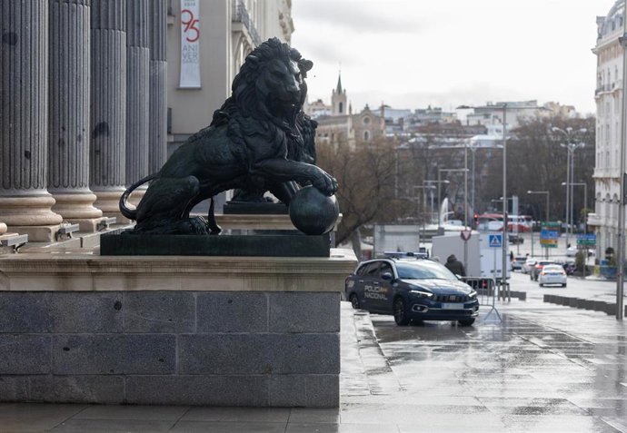 Archivo - Fachada del Congreso de los Diputados,