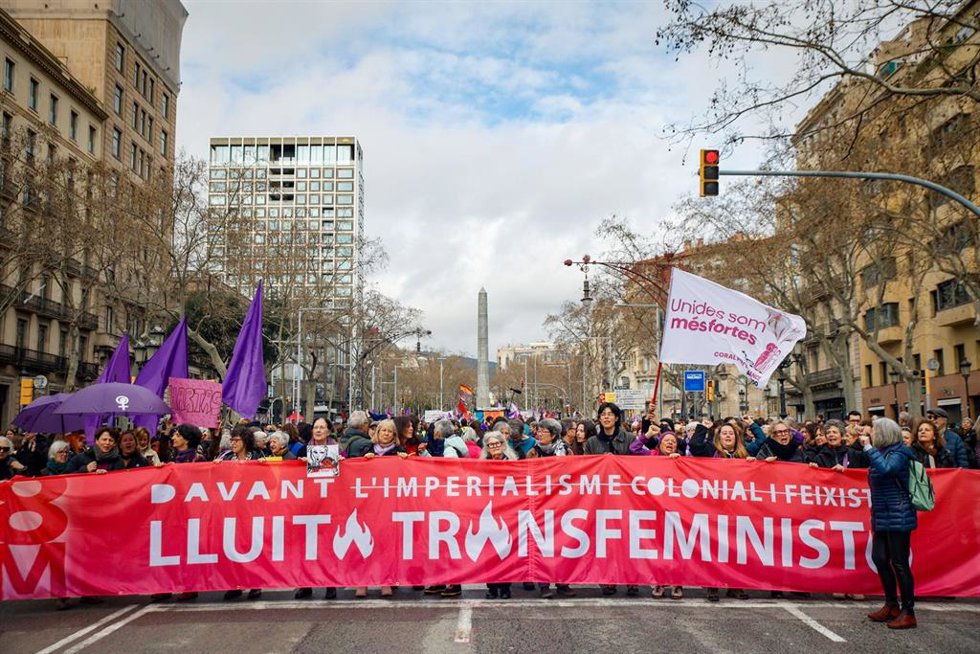 Manifestación principal por el Día Internacional de las Mujeres en Barcelona