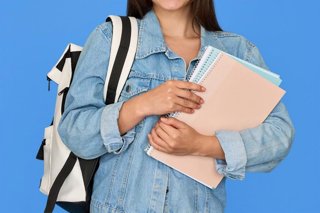 Más de 3.000 alumnas y alumnos de la región realizarán las pruebas escritas para obtener el certificado B1 de idiomas