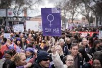 Elma Saiz: "El feminismo también es pacifismo y por eso alzamos la voz y decimos 'No a la guerra'"