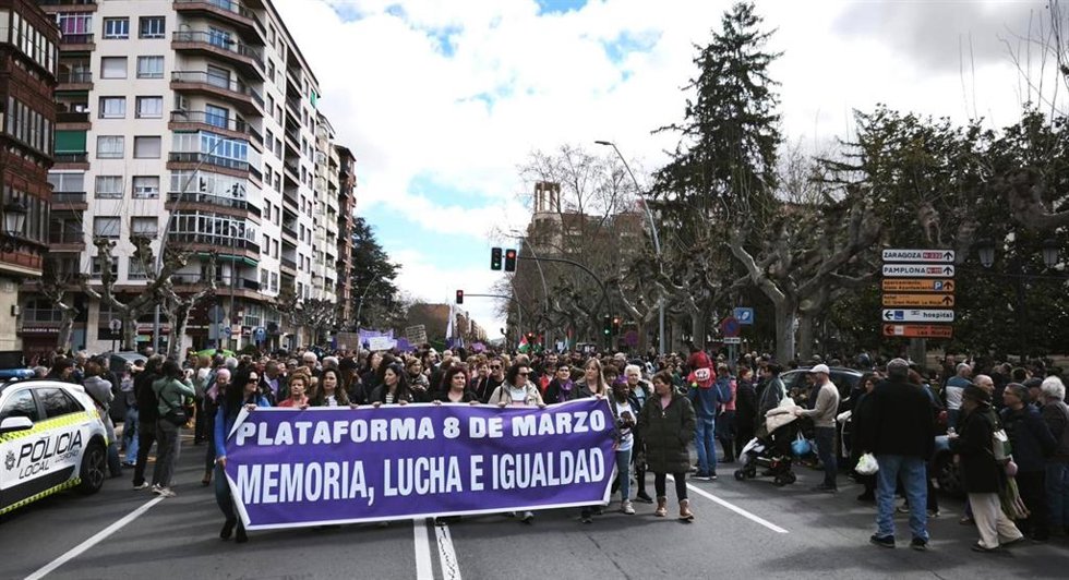 8M.- Logroño Se Lanza A La Calle Para Reivindicar 'Memoria, Lucha E Igualdad' Y Por "Fascismo, Nunca Más"