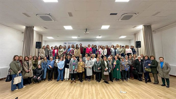 Núñez destaca como "mejor política de igualdad" el empleo, la independencia económica y la libertad para decidir