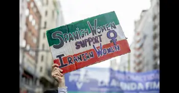 El feminismo clama en toda España por el 'No a la guerra' sin olvidar la lucha por la igualdad