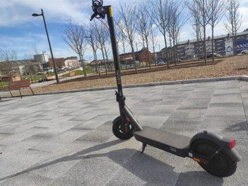 Archivo - Patinete eléctrico