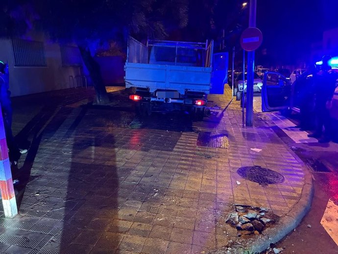 Detenido un menor en Figueres (Girona) por conducir temerariamente una furgoneta robada y huir