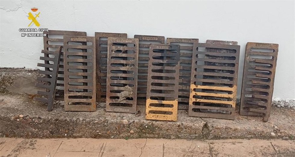 Rejas de alcantarilla robadas en Aceuchal