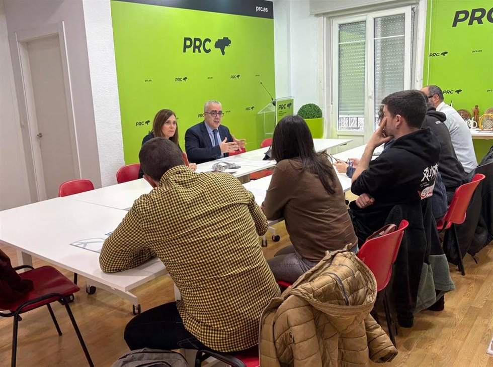 Reunión del PRC con la Junta de Personal Docente.