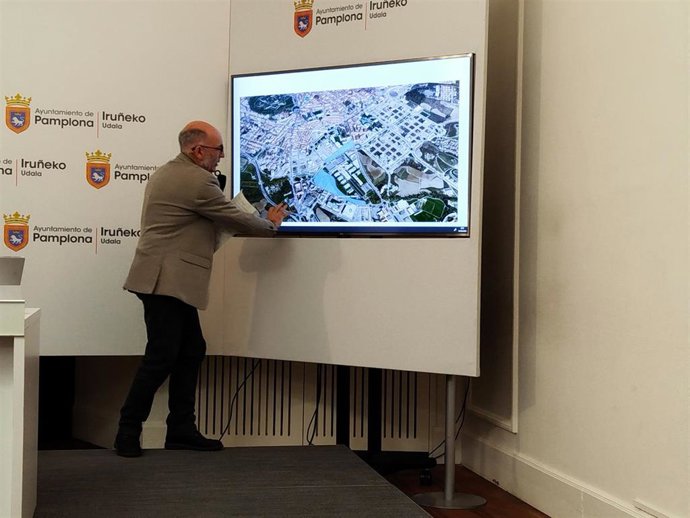 El concejal delegado de Gobierno Estratégico, Urbanismo, Vivienda y Agenda 2030 del Ayuntamiento de Pamplona, Joxe Abaurrea