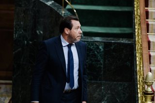 El ministro de Transportes y Movilidad Sostenible, Óscar Puente, durante una sesión plenaria, en el Congreso de los Diputados, a 9 de diciembre de 2025, en Madrid (España).