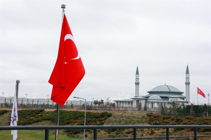 Archivo - Una bandera de Turquía