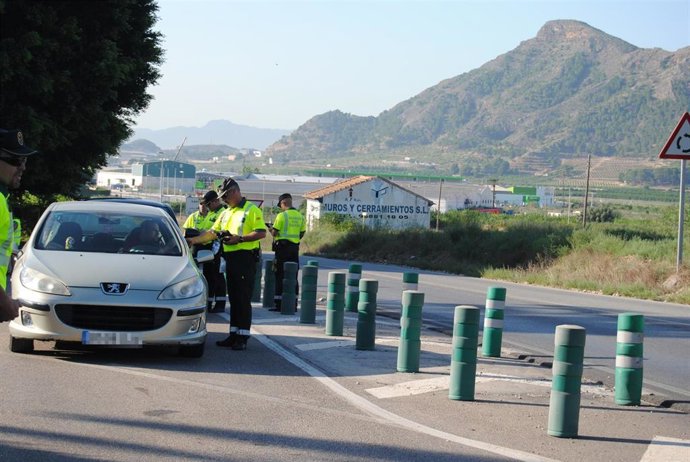 Archivo - Nueva campaña de control de Tráfico