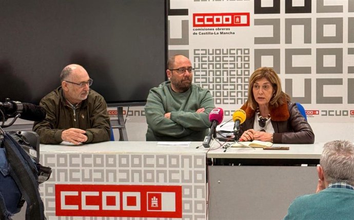 La secretaria general de la FSC en Castilla La Mancha, Carmen Juste, en rueda de prensa.