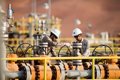 Arabia Saudí recorta su producción de petróleo