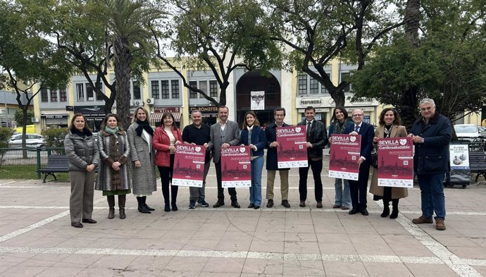 Presentación de las jornadas 'Sevilla Cardiosaludable', con la delegada de Educación en el centro.