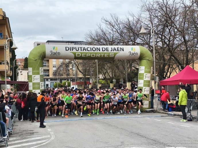 Salida de la prueba en Mancha Real