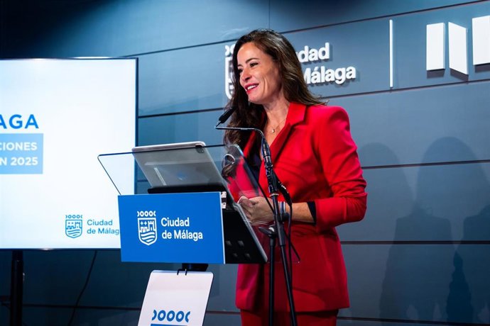 A concejala del Área, Alicia Izquierdo, en rueda de prensa