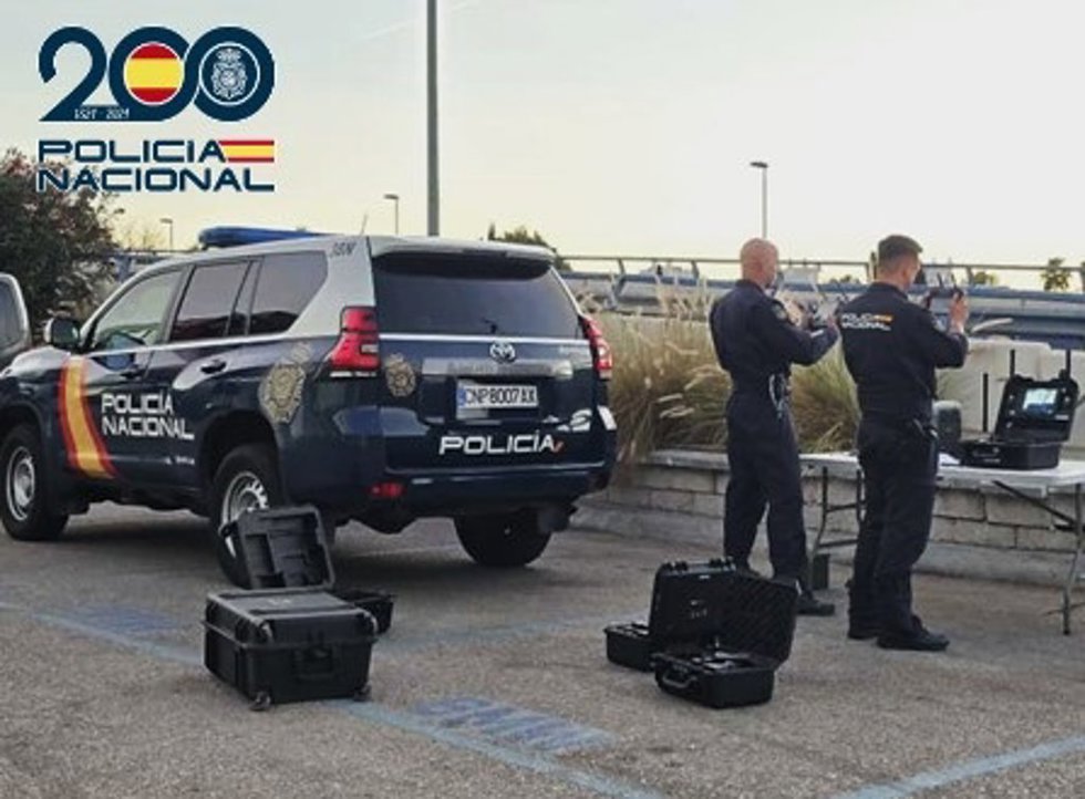 Policía Nacional con drones