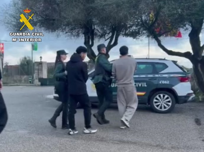 Detenidos tras provocar un accidente en Llucmajor con una furgoneta robada.