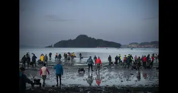 Rueda compromete ayudas para el marisqueo por los temporales "si son necesarias": "La Xunta estará a la altura"