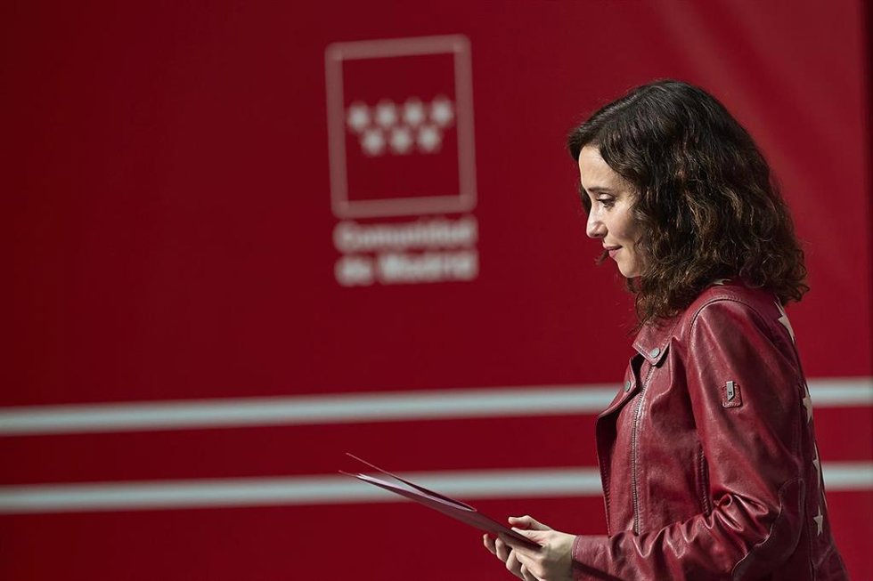 La presidenta de la Comunidad de Madrid, Isabel Díaz Ayuso, durante la entrega de los Reconocimientos 8 de Marzo con motivo del Día Internacional de la Mujer, en la Real Casa de Correos, a 6 de marzo de 2026, en Madrid (España).