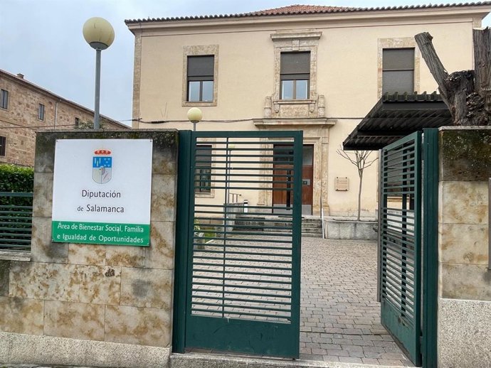Imagen de la sede del Area de Bienestar Social de Diputación de Salamanca.