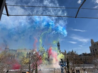 Pirotecnia Turís dispara una mascletà "muy bestial" con un "apoteósico" terremoto final