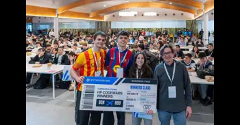 Aula Escola Europea de Barcelona, equipo ganador de la competición nacional de HP CodeWars