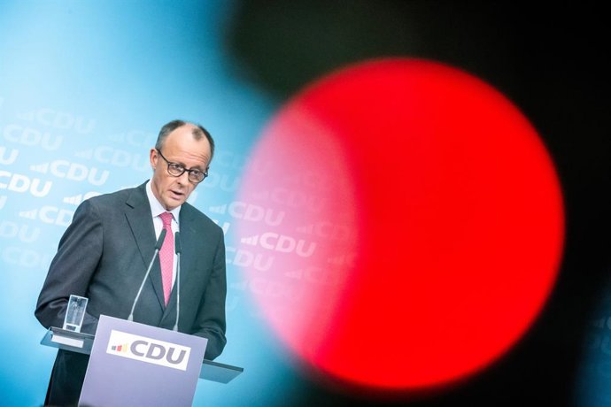 09 March 2026, Berlin: Germany's Chancellor Friedrich Merz addresses the media at the press conference following the meeting of the CDU Federal Executive Committee at the party's headquarters, the Konrad Adenauer Haus. Photo: Michael Kappeler/dpa