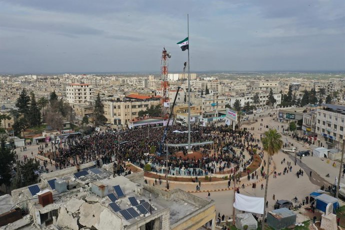 Archivo - March 15, 2021: Idlib, Syria. 15 March 2021. A drone picture of a major demonstration in the opposition-held Syrian city of Idlib on the tenth anniversary of the outbreak of the Syrian revolution. Officials of the Syrian Salvation Government and