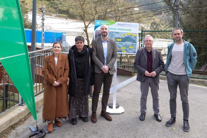 Presentación del inicio de la licitación de la redacción del proyecto del bidegorri Maltzaga-Soraluze