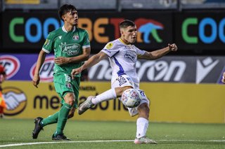 Futbol, Audax Italiano vs Universidad de Concepcion Fecha 2, Liga de primera 2026. El jugador de Universidad de Concepcion Facundo Mater es fotografiado durante el partido de la liga de primera contra Audax Italiano disputado en el Estadio Bicentenario