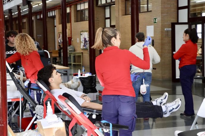 La segunda colecta de sangre y plasma del curso en la UAL.
