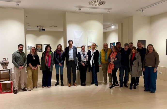 Inaugurada la exposición colectiva 'Mirades de dona' en el Archivo del Reino de Mallorca