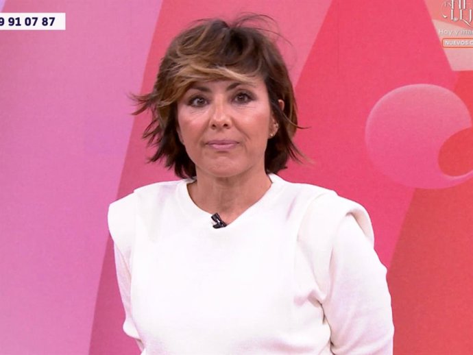 Sonsoles Ónega agradece las muestras de cariño tras la pérdida de su padre, Fernando Ónega. Y ahora Sonsoles