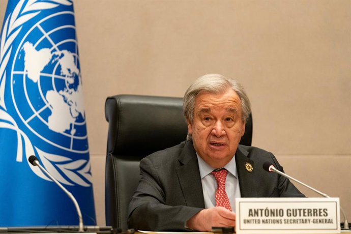 ADIS ABEBA, 15 de fevereiro de 2026 — O secretário-geral das Nações Unidas (ONU), António Guterres, fala à imprensa à margem da 39ª Cúpula da União Africana (UA) na sede da UA em Adis Abeba, Etiópia, em 14 de fevereiro de 2026.