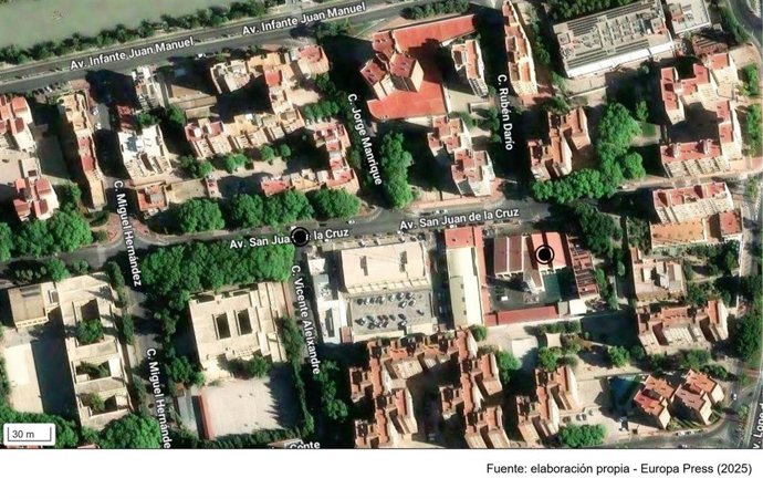 Incendio de un piso en la avenida San Juan de la Cruz, en Murcia