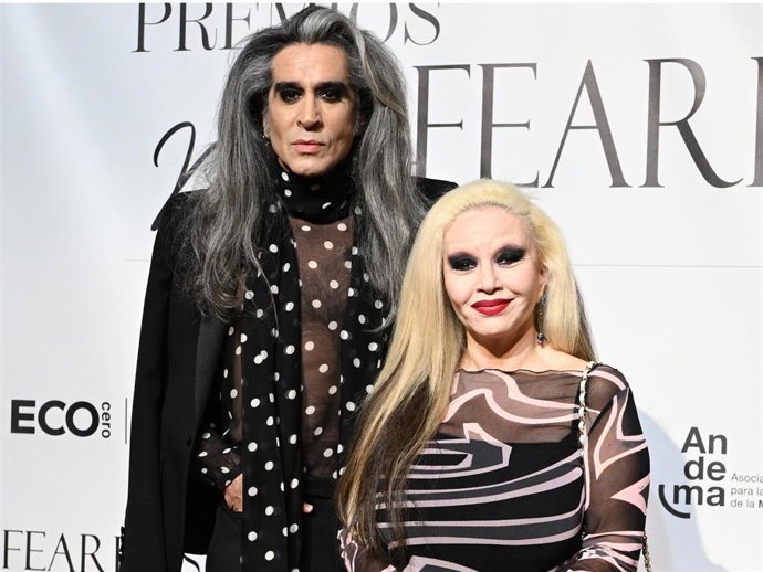 Mario Vaquerizo y Alaska durante la quinta edición de los premios Mujer FEARLESS