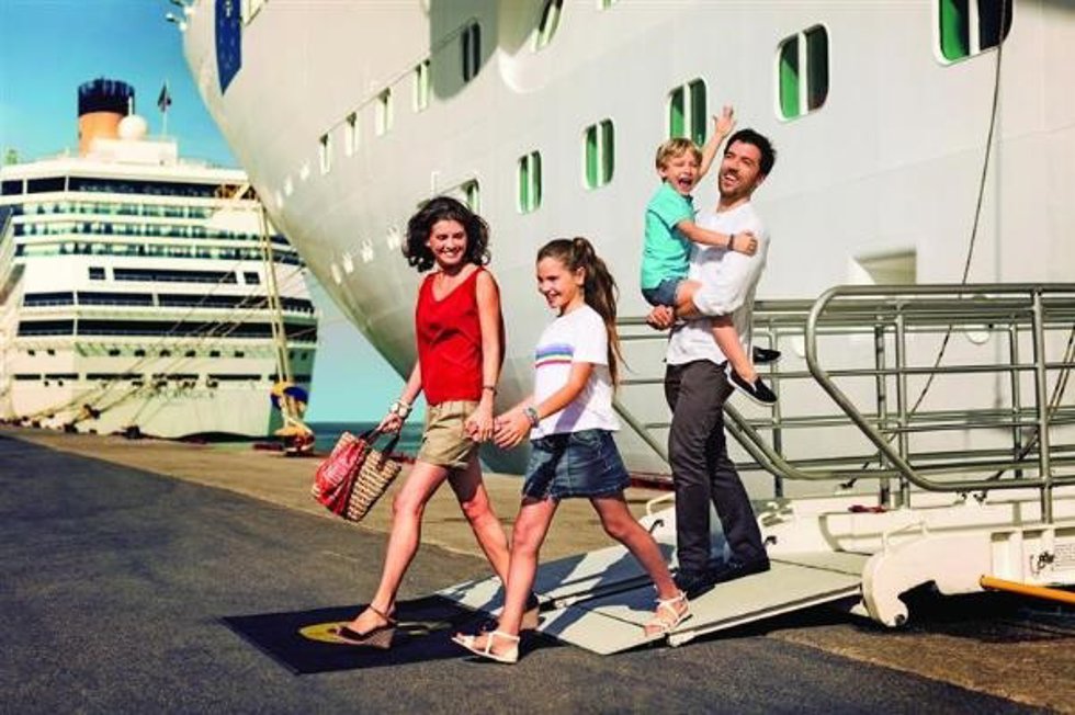 Viajar en familia con Costa Cruceros